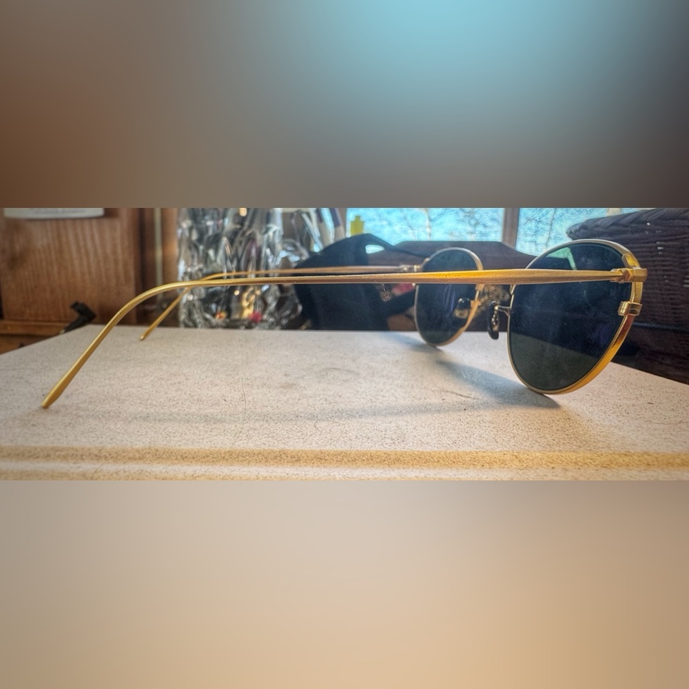 Vintage Oliver People LA Series Gold Aviator Sunglasses - Picture 12 of 12